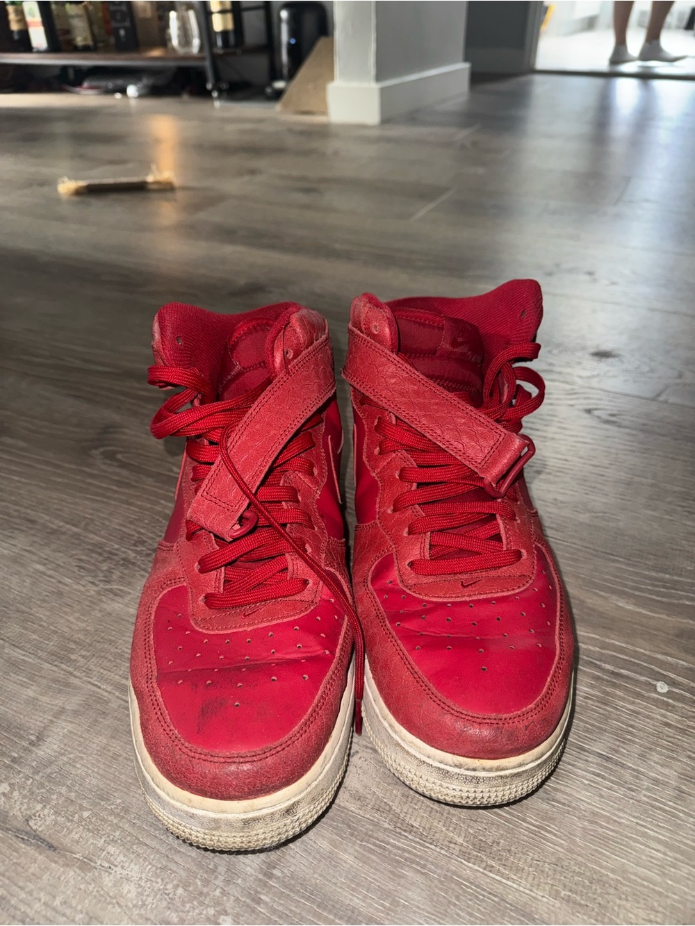 Nike Men's Red High-Top Sneakers